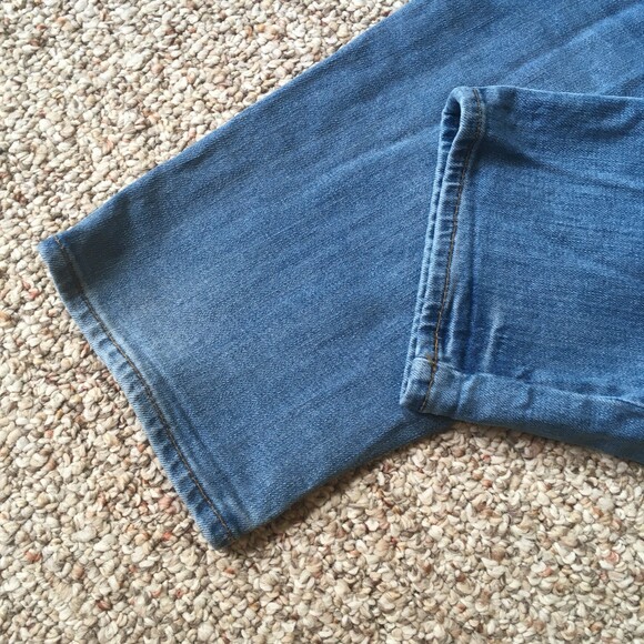 Talbots Flawless Girlfriend Jeans Size 16 16W Embroidered Cropped Denim Capris - Picture 8 of 12